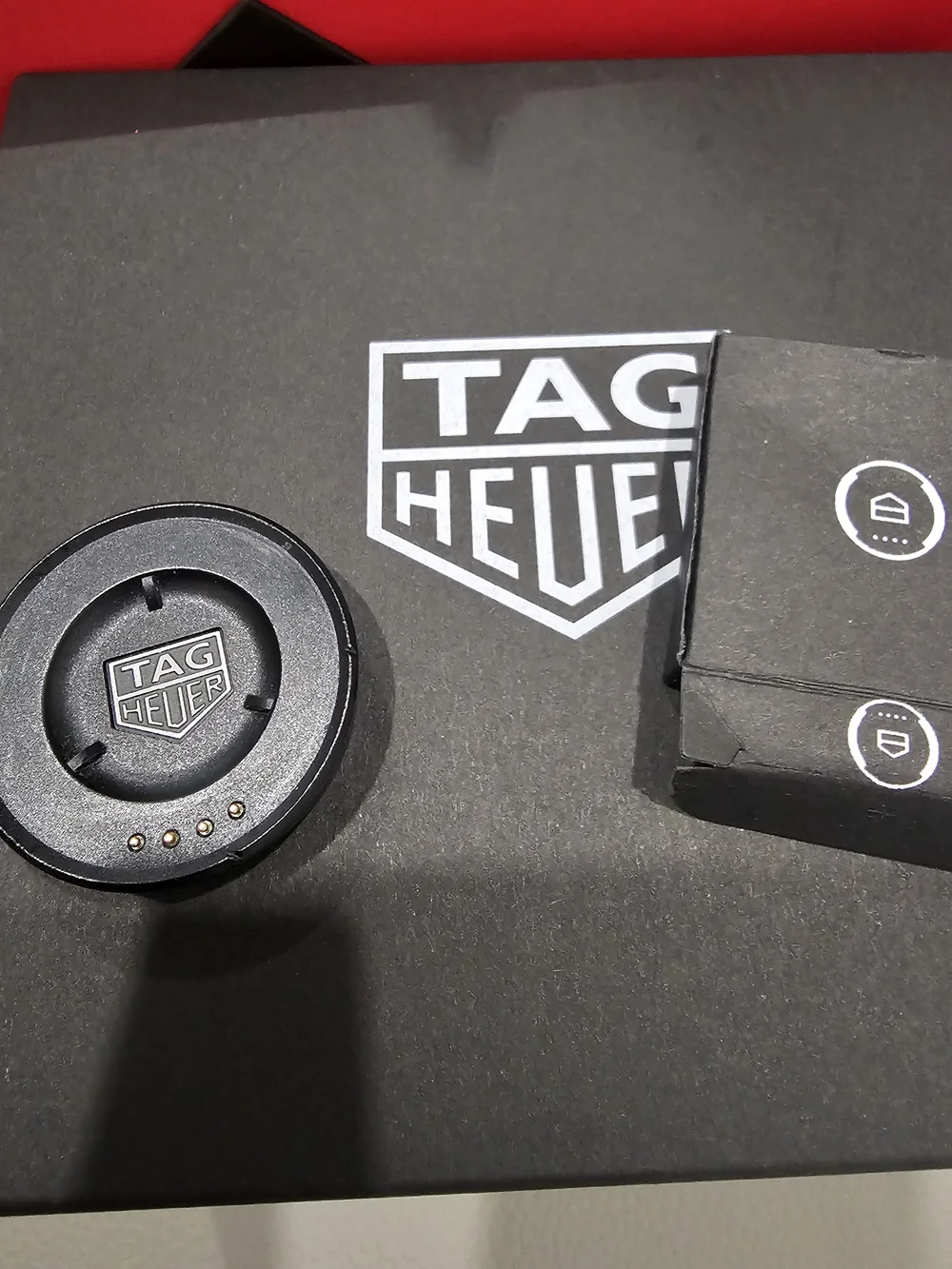 TAG Heuer Connected Smartwatch Black/Silver With Exclusive Special Edition Box